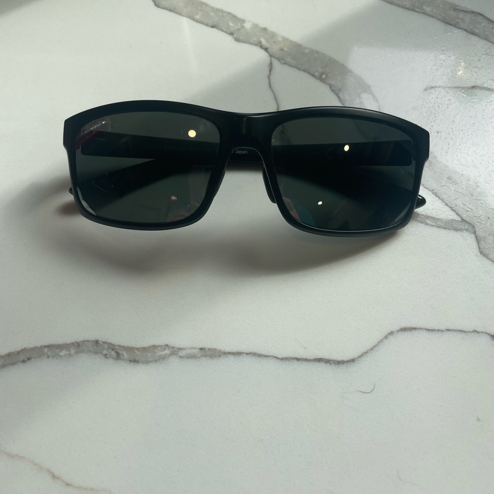 Maui Jim Black Sunglasses